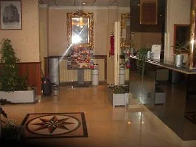 Hotel Hipotel Printania Maraichers 2*