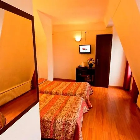 Hipotel Printania Maraichers 2* Parigi