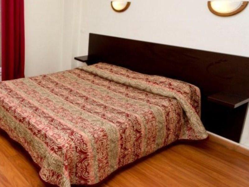 Hotel Hipotel Printania Maraichers 2*